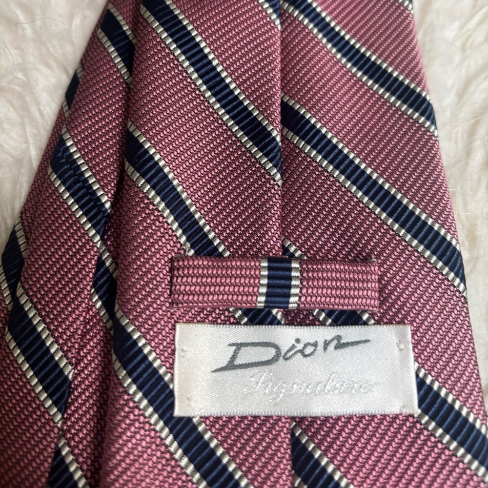 DIOR SIGNATURE NAVY & PINK STRIPED CLASSIC LUXURY 100% ITALIAN SILK TIE
